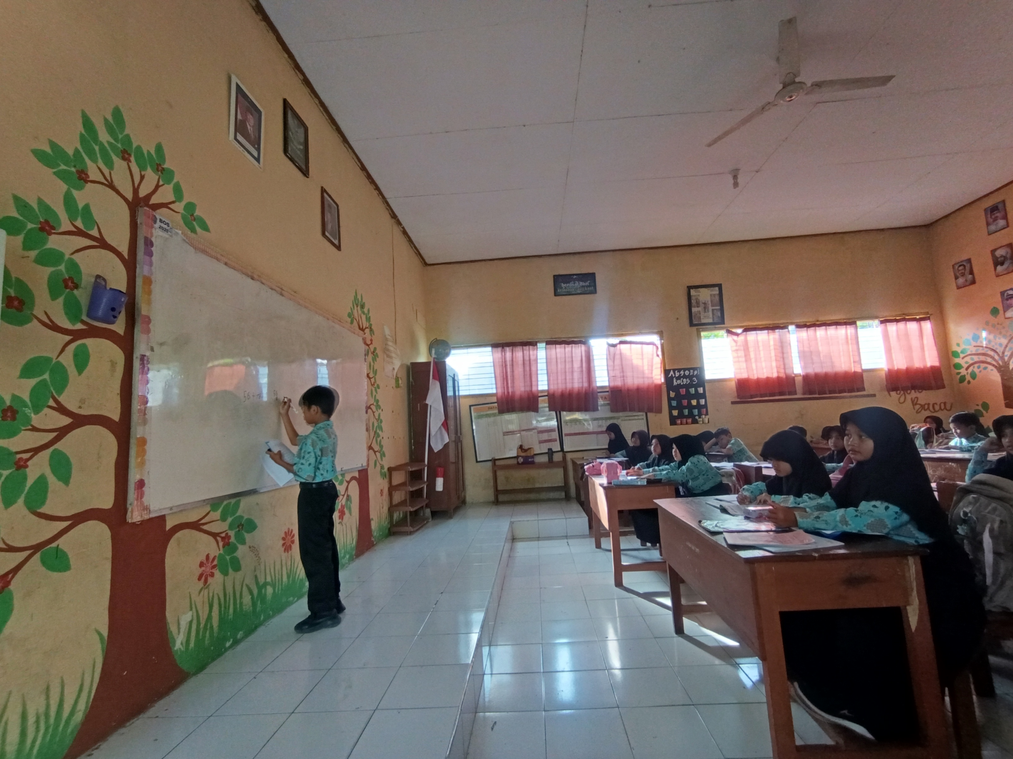 Pembelajaran Matematika Jam Pertama.